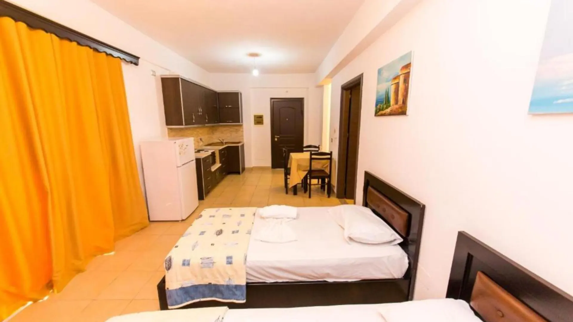Verano Hotel Σαράντα 3*,