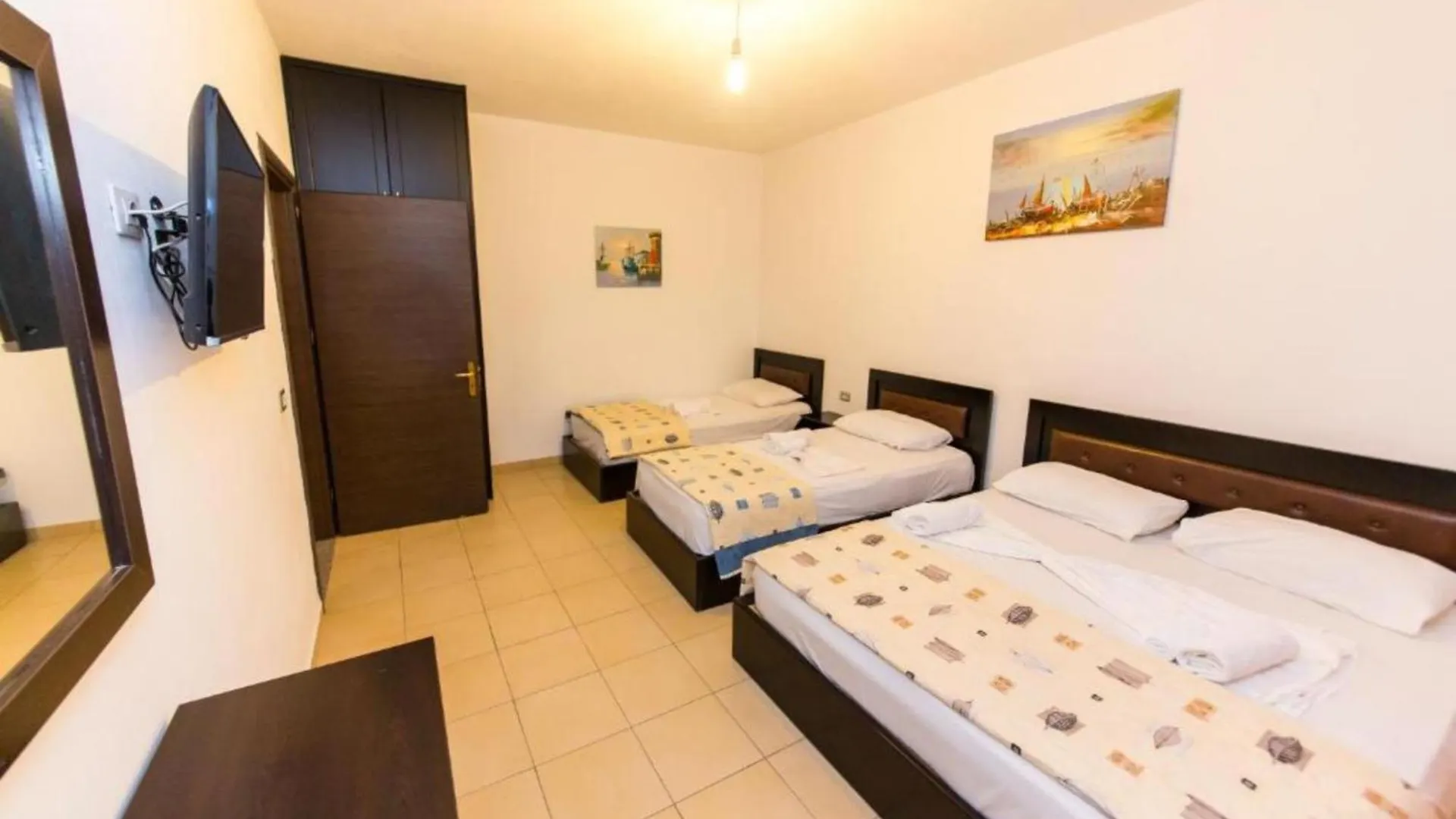 ***  Verano Hotel Sarandë 阿尔巴尼亚