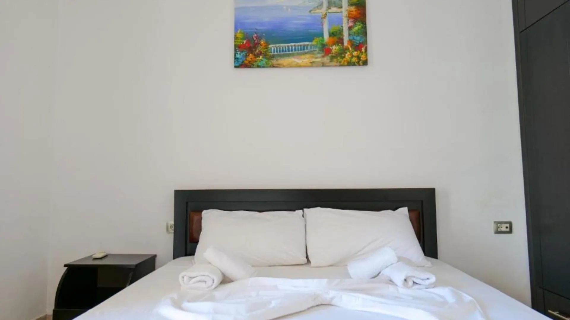 Verano Hotel Σαράντα 3*,  Αλβανία