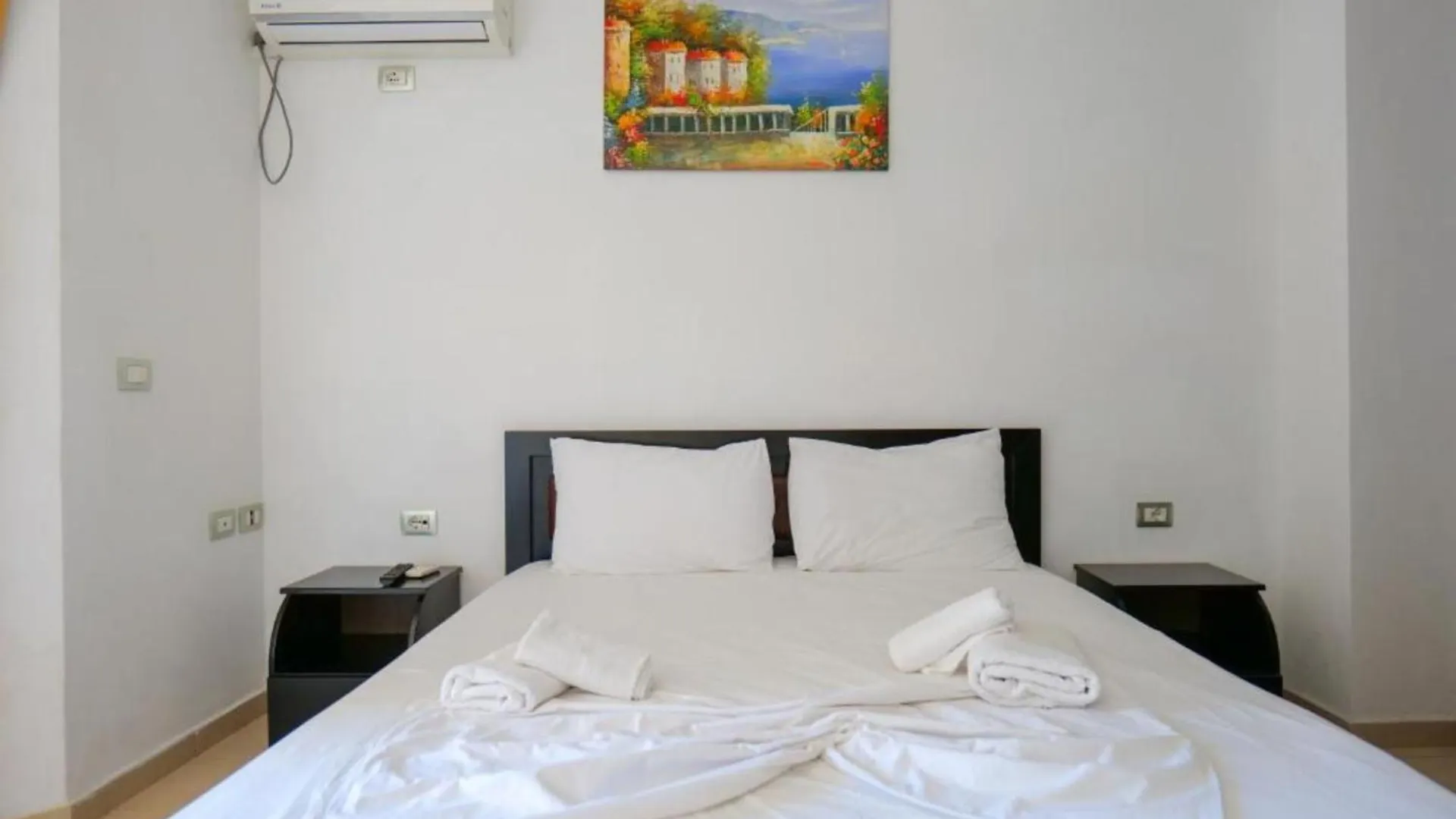 ***  Verano Hotel Σαράντα Αλβανία