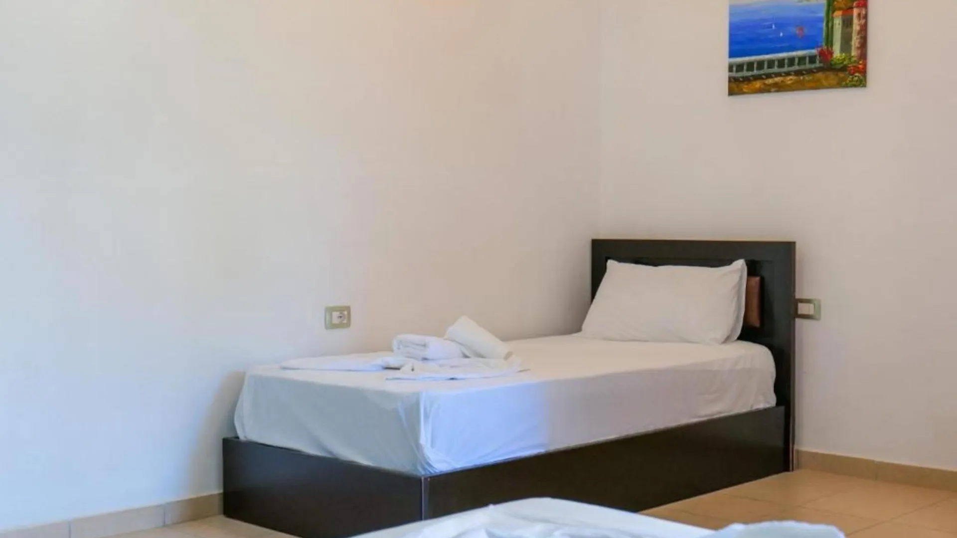 Verano Hotel Sarandë 3*,