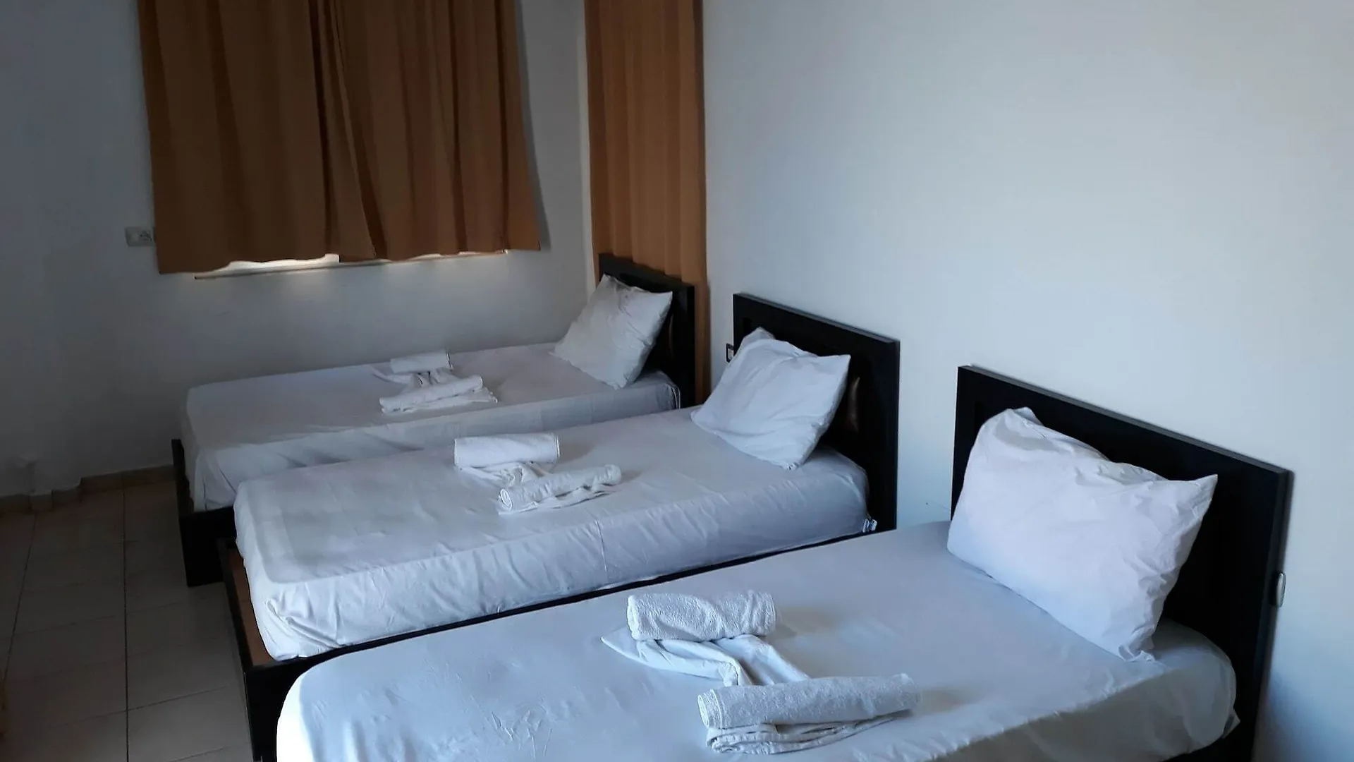 Verano Hotel Sarandë 3*,  Albania
