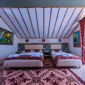 Hotel Oda's