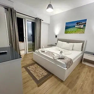 Real *** Sarandë